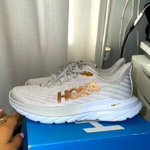 HOKA ONE Women's Mach 5 Running Shoes size 8.5 👟